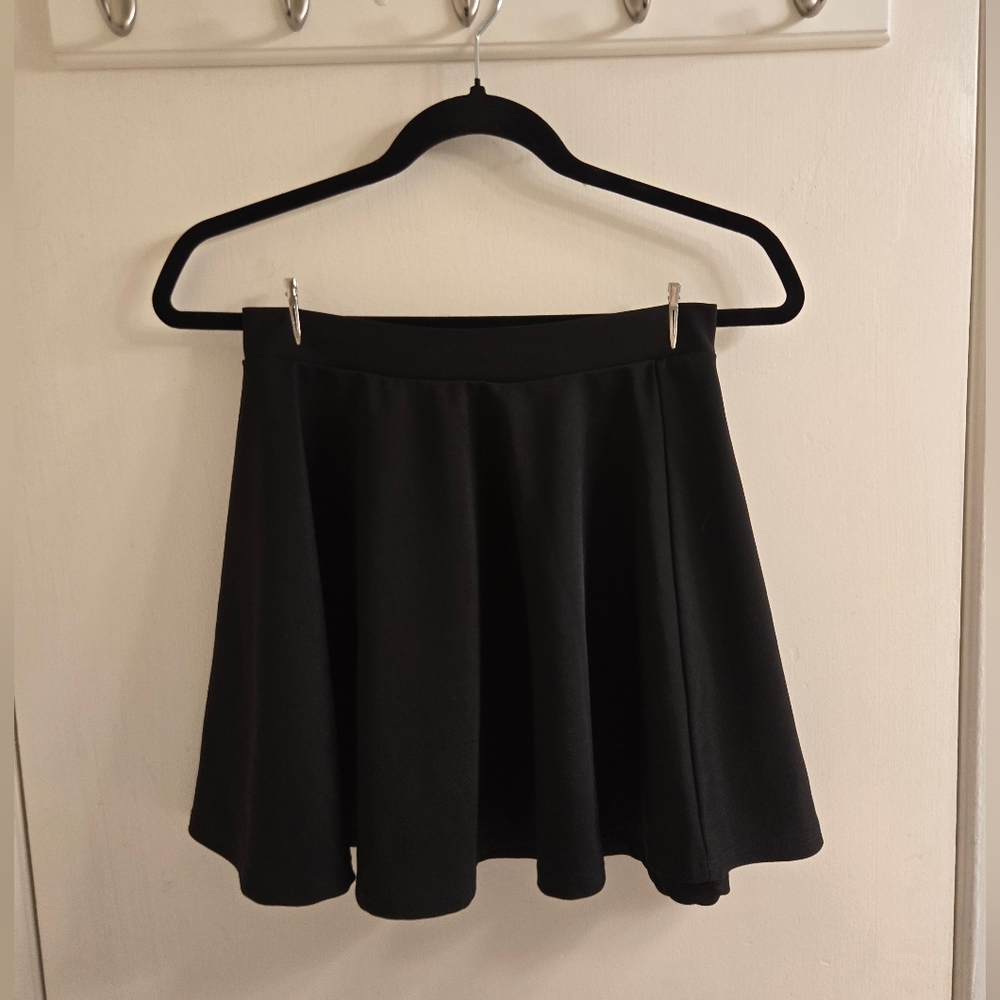 Toska Black Mini Skirt